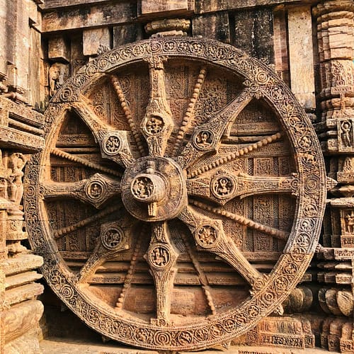 wheel sculpture at the konark sun temple